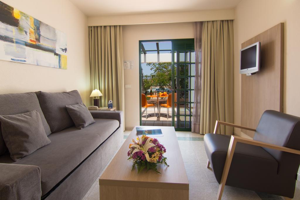 Relaxia Lanzasur Club - Aqualava Water Park Hotel Playa Blanca  Eksteriør billede